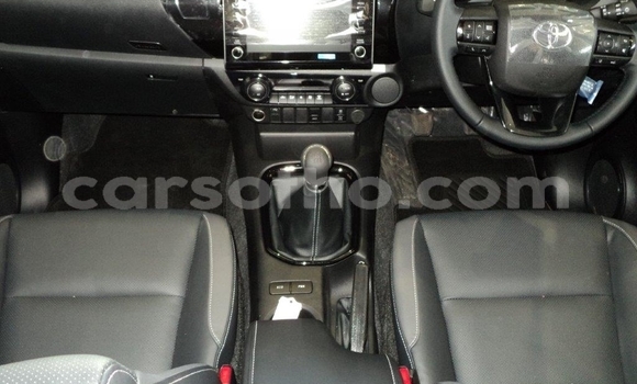 اشتري مستعمل Toyota Hilux Silver سيارة في Maseru في Maseru اشتري مستعمل Toyota Hilux Silver سيارة في Maseru في Maseru