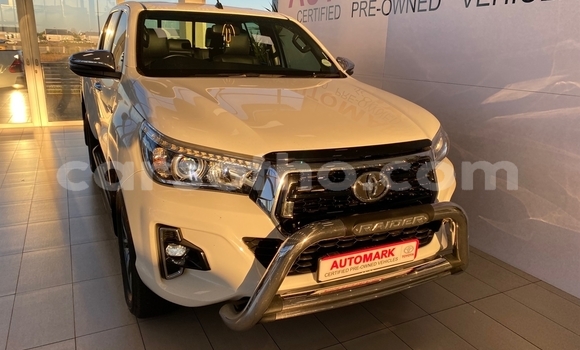 Buy Used Toyota Hilux White Car in Maputsoe in Leribe Buy Used Toyota Hilux White Car in Maputsoe in Leribe
