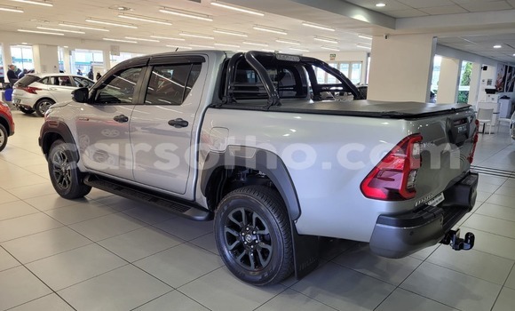 Sayi Na hannu Toyota Hilux Silver Mota in Maseru a Maseru Sayi Na hannu Toyota Hilux Silver Mota in Maseru a Maseru