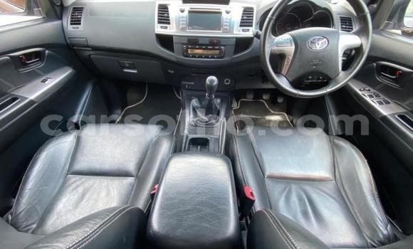 Buy Used Toyota Hilux Silver Car in Maseru in Maseru Buy Used Toyota Hilux Silver Car in Maseru in Maseru