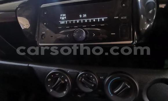 Buy Used Toyota Hilux White Car in Maputsoe in Leribe Buy Used Toyota Hilux White Car in Maputsoe in Leribe