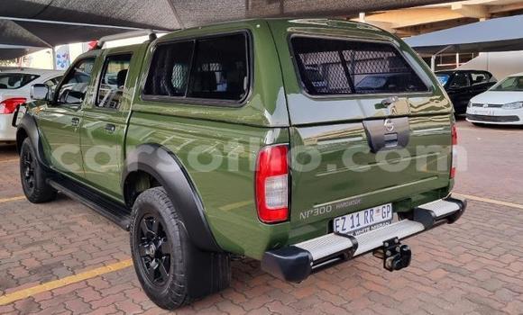 Buy Used Nissan NP 300 Green Car in Maseru in Maseru Buy Used Nissan NP 300 Green Car in Maseru in Maseru