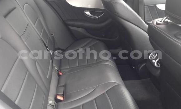 Sayi Na hannu Mercedes-Benz C-klasse AMG White Mota in Maseru a Maseru Sayi Na hannu Mercedes-Benz C-klasse AMG White Mota in Maseru a Maseru