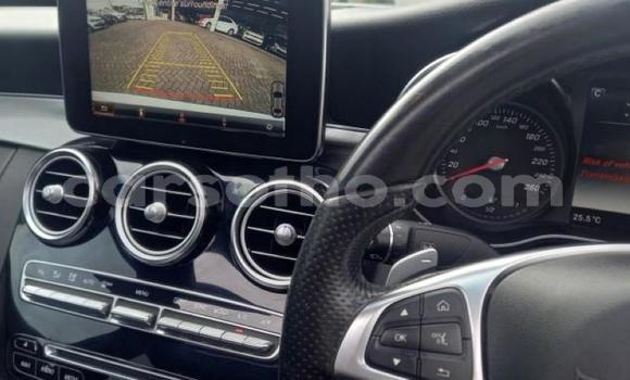 Sayi Na hannu Mercedes-Benz C-klasse AMG White Mota in Maseru a Maseru Sayi Na hannu Mercedes-Benz C-klasse AMG White Mota in Maseru a Maseru