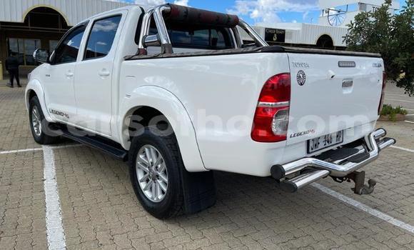 Buy Used Toyota Hilux White Car in Maseru in Maseru Buy Used Toyota Hilux White Car in Maseru in Maseru
