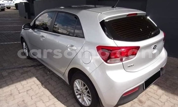 Sayi Na hannu Kia Rio Silver Mota in Maseru a Maseru Sayi Na hannu Kia Rio Silver Mota in Maseru a Maseru