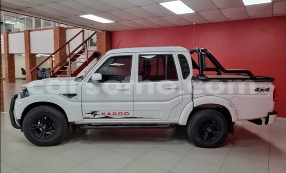 Buy Used Mahindra NC 640 DP White Car in Butha–Buthe in Thaba-Tseka Buy Used Mahindra NC 640 DP White Car in Butha–Buthe in Thaba-Tseka