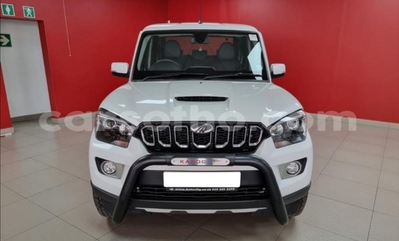 Buy Used Mahindra NC 640 DP White Car in Butha–Buthe in Thaba-Tseka Buy Used Mahindra NC 640 DP White Car in Butha–Buthe in Thaba-Tseka