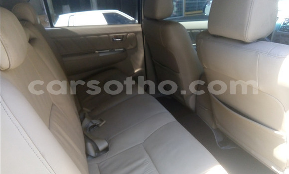 Buy Used Toyota Fortuner White Car in Maseru in Maseru Buy Used Toyota Fortuner White Car in Maseru in Maseru