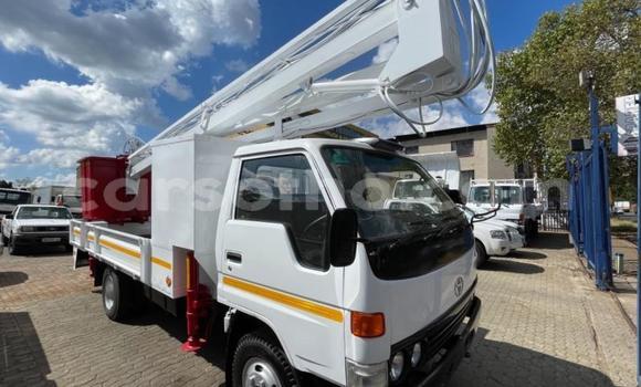 Acheter Occasion Voiture Toyota Dyna Blanc à Maseru, Maseru Acheter Occasion Voiture Toyota Dyna Blanc à Maseru, Maseru