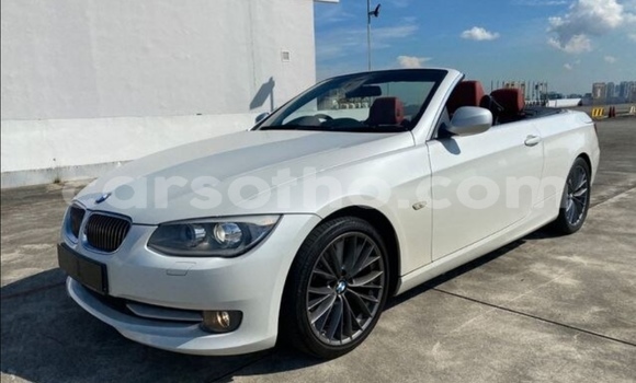 Sayi Na hannu BMW 3–Series White Mota in Butha–Buthe a Thaba-Tseka Sayi Na hannu BMW 3–Series White Mota in Butha–Buthe a Thaba-Tseka