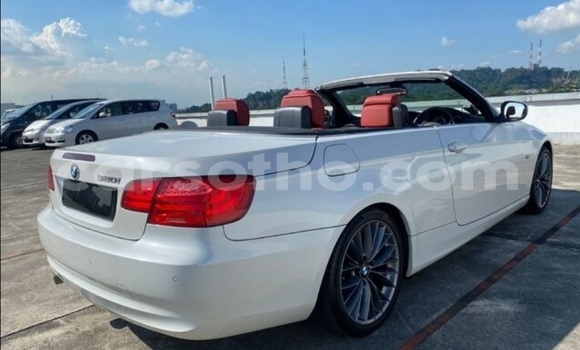 Sayi Na hannu BMW 3–Series White Mota in Butha–Buthe a Thaba-Tseka Sayi Na hannu BMW 3–Series White Mota in Butha–Buthe a Thaba-Tseka