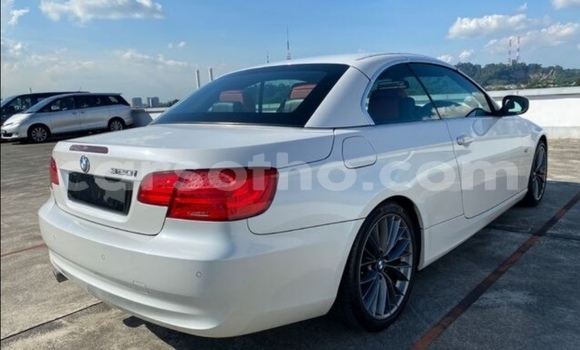 Sayi Na hannu BMW 3–Series White Mota in Butha–Buthe a Thaba-Tseka Sayi Na hannu BMW 3–Series White Mota in Butha–Buthe a Thaba-Tseka