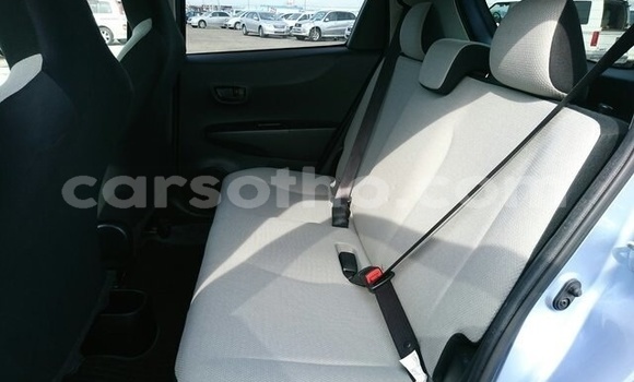 Acheter Occasion Voiture Toyota Vitz Bleu à Maseru, Maseru Acheter Occasion Voiture Toyota Vitz Bleu à Maseru, Maseru