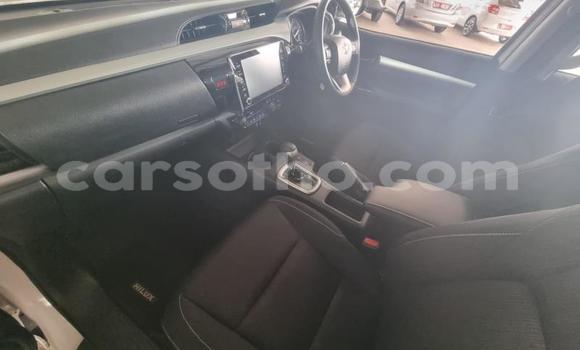 اشتري مستعمل Toyota Highlander White سيارة في Maseru في Maseru اشتري مستعمل Toyota Highlander White سيارة في Maseru في Maseru