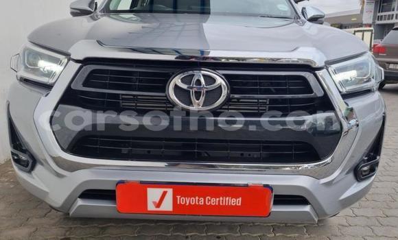 Buy Used Toyota Hilux Red Car in Maputsoe in Leribe Buy Used Toyota Hilux Red Car in Maputsoe in Leribe