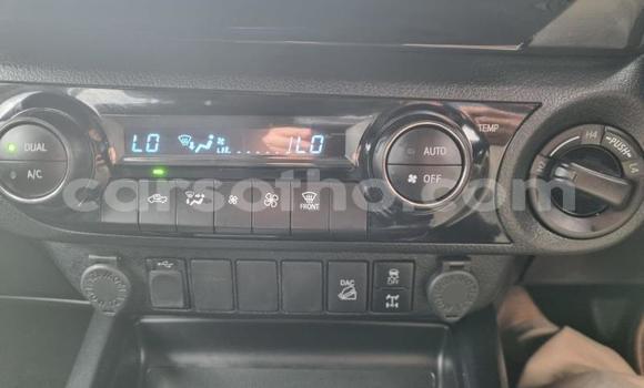 Buy Used Toyota Hilux Red Car in Maputsoe in Leribe Buy Used Toyota Hilux Red Car in Maputsoe in Leribe