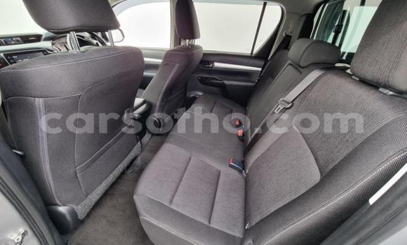 Buy Used Toyota Hilux Red Car in Maputsoe in Leribe Buy Used Toyota Hilux Red Car in Maputsoe in Leribe