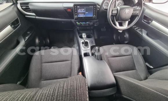 Buy Used Toyota Hilux Red Car in Maputsoe in Leribe Buy Used Toyota Hilux Red Car in Maputsoe in Leribe