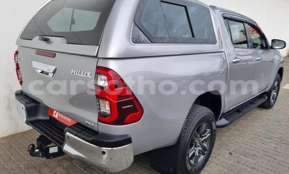 Buy Used Toyota Hilux Red Car in Maputsoe in Leribe Buy Used Toyota Hilux Red Car in Maputsoe in Leribe