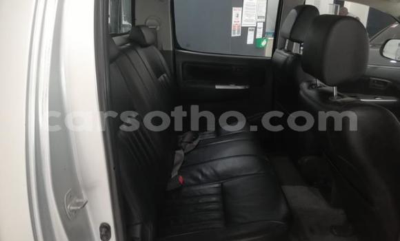 اشتري مستعمل Toyota Hilux Silver سيارة في Import - Dubai في Maseru اشتري مستعمل Toyota Hilux Silver سيارة في Import - Dubai في Maseru
