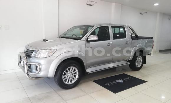 اشتري مستعمل Toyota Hilux Silver سيارة في Import - Dubai في Maseru اشتري مستعمل Toyota Hilux Silver سيارة في Import - Dubai في Maseru