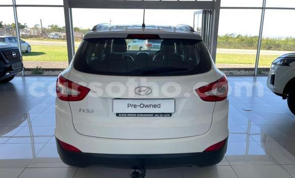 Acheter Occasion Voiture Hyundai ix35 Blanc à Maseru, Maseru Acheter Occasion Voiture Hyundai ix35 Blanc à Maseru, Maseru