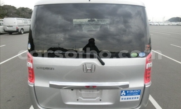 Sayi Na hannu Honda Stepwgn Silver Mota in Maseru a Maseru Sayi Na hannu Honda Stepwgn Silver Mota in Maseru a Maseru