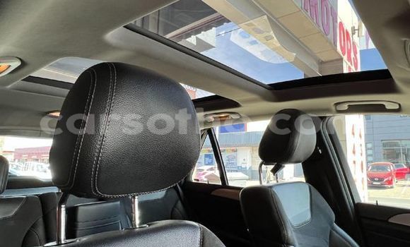 Sayi Na hannu Mercedes-Benz ML–Class Silver Mota in Maseru a Maseru Sayi Na hannu Mercedes-Benz ML–Class Silver Mota in Maseru a Maseru