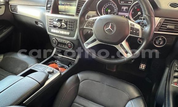 Sayi Na hannu Mercedes-Benz ML–Class Silver Mota in Maseru a Maseru Sayi Na hannu Mercedes-Benz ML–Class Silver Mota in Maseru a Maseru