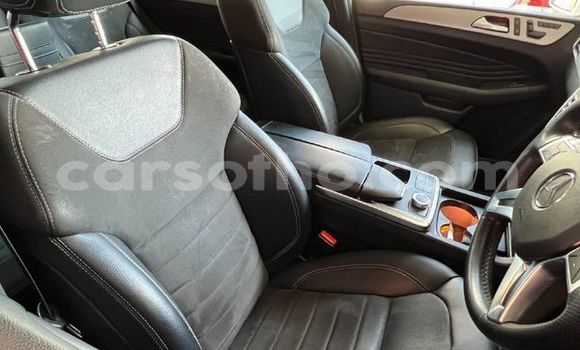 Sayi Na hannu Mercedes-Benz ML–Class Silver Mota in Maseru a Maseru Sayi Na hannu Mercedes-Benz ML–Class Silver Mota in Maseru a Maseru