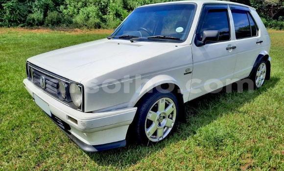 Sayi Na hannu Volkswagen Golf White Mota in Maseru a Maseru Sayi Na hannu Volkswagen Golf White Mota in Maseru a Maseru