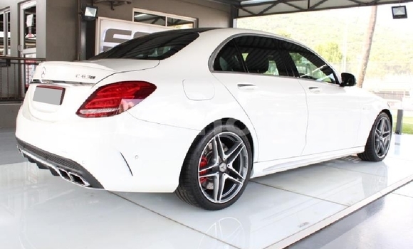 Buy Used Mercedes-Benz C–Class White Car in Maseru in Maseru Buy Used Mercedes-Benz C–Class White Car in Maseru in Maseru