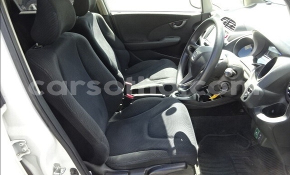 Acheter Occasion Voiture Honda FIT Blanc à Maseru, Maseru Acheter Occasion Voiture Honda FIT Blanc à Maseru, Maseru
