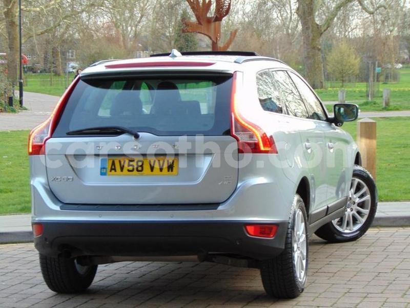 Big with watermark 2009 volvo xc60 d5 se lux awd 3