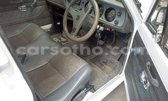 Acheter Occasion Voiture Nissan 100NX Gris à Maseru, Maseru Acheter Occasion Voiture Nissan 100NX Gris à Maseru, Maseru