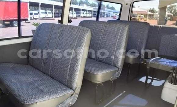 Acheter Occasion Voiture Toyota Hiace Blanc à Maseru, Maseru Acheter Occasion Voiture Toyota Hiace Blanc à Maseru, Maseru