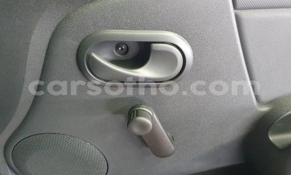 Acheter Occasion Voiture Nissan NV200 Blanc à Maseru, Maseru Acheter Occasion Voiture Nissan NV200 Blanc à Maseru, Maseru