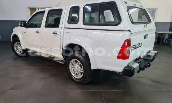 Acheter Occasion Voiture Isuzu KB Blanc à Maseru, Maseru Acheter Occasion Voiture Isuzu KB Blanc à Maseru, Maseru