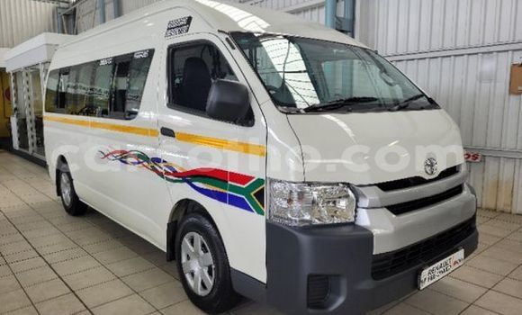 Acheter Occasion Voiture Toyota Aqua Blanc à Maseru, Maseru Acheter Occasion Voiture Toyota Aqua Blanc à Maseru, Maseru