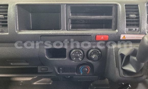 Acheter Occasion Voiture Toyota Aqua Blanc à Maseru, Maseru Acheter Occasion Voiture Toyota Aqua Blanc à Maseru, Maseru