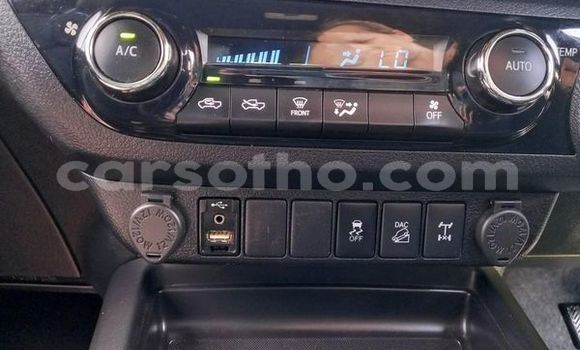 اشتري مستعمل Toyota Hilux White سيارة في Maseru في Maseru اشتري مستعمل Toyota Hilux White سيارة في Maseru في Maseru