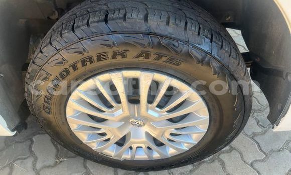 Sayi Na hannu Toyota Aqua White Mota in Maseru a Maseru Sayi Na hannu Toyota Aqua White Mota in Maseru a Maseru