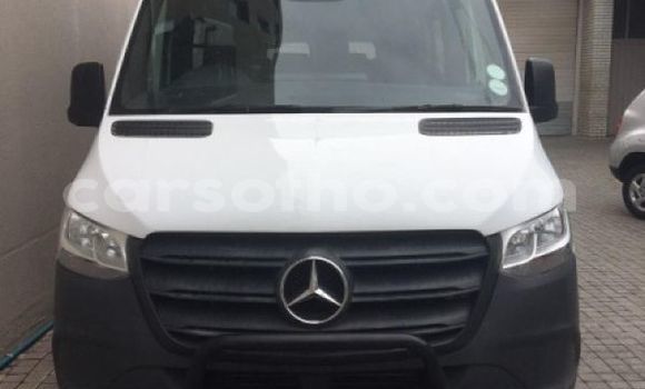 Acheter Occasion Voiture Mercedes Viano Blanc à Maseru, Maseru Acheter Occasion Voiture Mercedes Viano Blanc à Maseru, Maseru