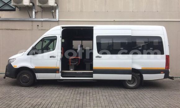 Acheter Occasion Voiture Mercedes Viano Blanc à Maseru, Maseru Acheter Occasion Voiture Mercedes Viano Blanc à Maseru, Maseru