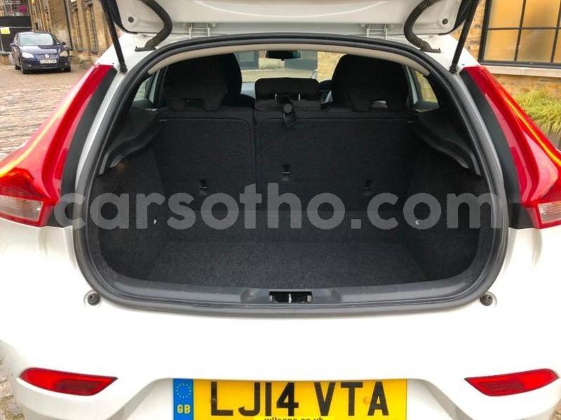 Big with watermark 2014 volvov40 1.6 d2 es powershift 5dr 5