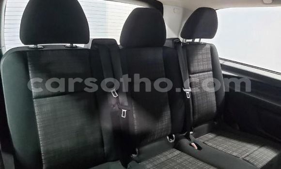 اشتري مستعمل Mercedes-Benz Vito White سيارة في Maseru في Maseru اشتري مستعمل Mercedes-Benz Vito White سيارة في Maseru في Maseru