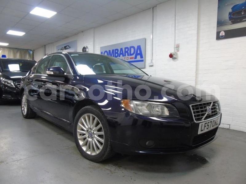 Big with watermark 2014 volvo s80