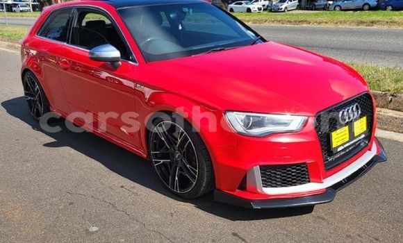 Sayi Na hannu Audi S3 Red Mota in Maseru a Maseru Sayi Na hannu Audi S3 Red Mota in Maseru a Maseru