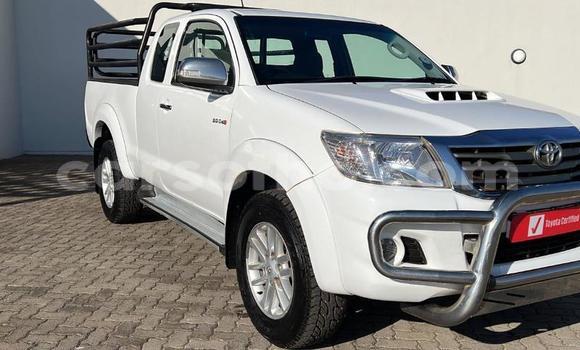 Buy Used Toyota Hilux White Car in Maseru in Maseru Buy Used Toyota Hilux White Car in Maseru in Maseru